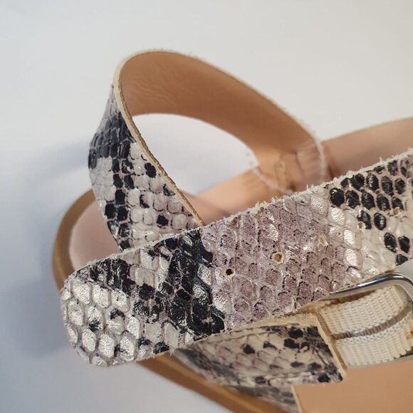 Clarks Women's Slingback Willow Gild Grey Snake Python Sandals NWT - Picture 11 of 11